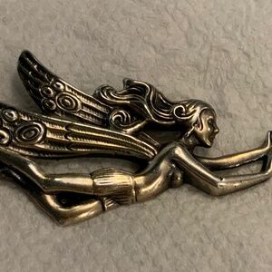 Vintage 925 Sterling silver fairy brooch